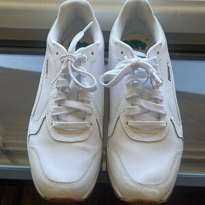 Puma white mens sneakers size US 9.5